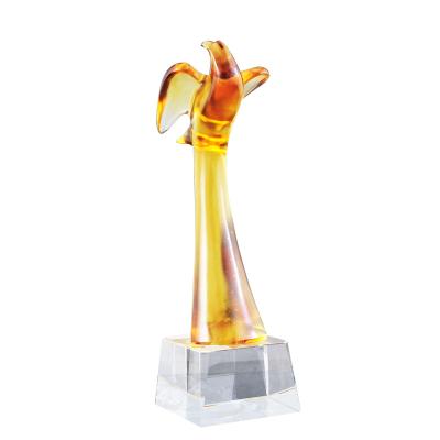 China Personalized Art Folk Trophy unique bird liuli trophy for competition gift/decoration for sale