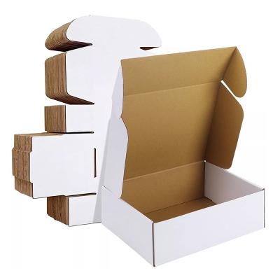 China Custom Recycled Materials Logo Pink Cardboard Gift Box Clothing Mailing Box For Dress Underwear Shirt Corrugated Cardboard Ad Packaging Box for sale