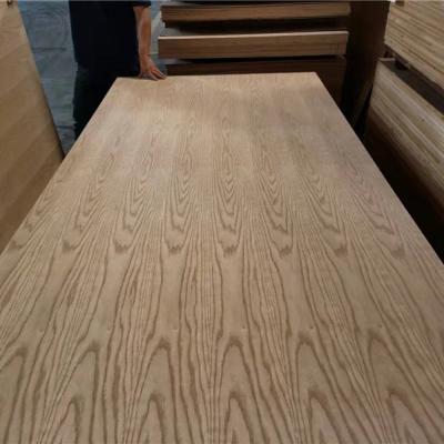 China Modern Tongli Timber 1220*2440mm Oak Maple Veneer Laminated Fancy Plywood for sale