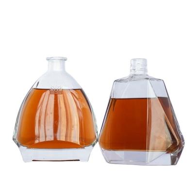 China Custom Super Beverage Shape 700Ml Flint Glass Liquor Bottle For Whiskey Vodka Spirit Gin Glass Bottles Manufacturer for sale