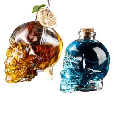 China Viable Hot Selling Skull Shape 400ml 500ml 700ml 1000ml Whiskey Wine Cocktail Drinks Beverage Wine Glass Bottle Decanter for sale