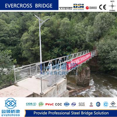 China Facility Metal Foot Bridge Prefabricated Steel Pedestrian Bridges For Remote Rural Areas for sale