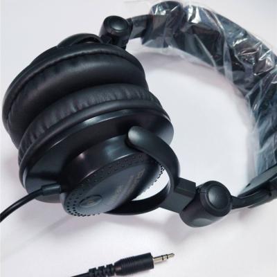 China Professional-Quality Cynamic Comfortable Closed-Back Stereo Monitor Earphones for sale