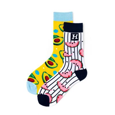 China Sporty Creative Custom Cotton Logo Men Women Socks Tube Popular Skateboard Casual Socks for sale