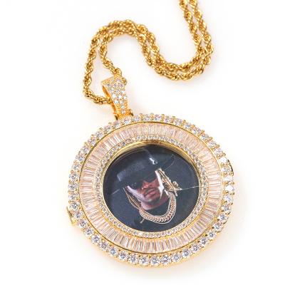 China Hiphop Wand Memory Picture Photo Necklace And Bling Bling Pendant Men's Hip Hop Rock Solid Round Jewelry for sale