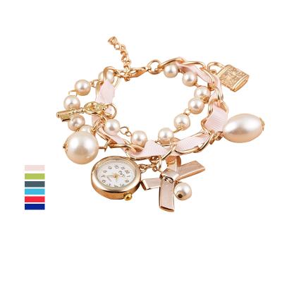 China 2021 Day/Date Fashion Bracelet Watch Sliver Pearl Watch Pendant Ladies Watch for sale