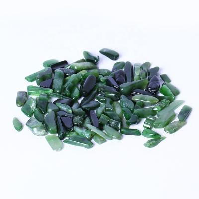 China Europe stone and gravel green jade crystal gravel crystal chips for sale