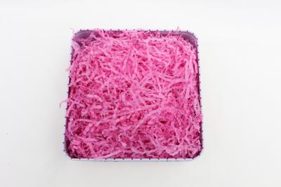 China O enchimento da proteção reciclou o papel Shredded cor-de-rosa de 6mm para empacotar à venda