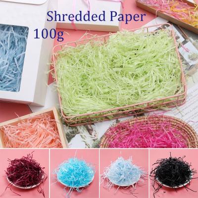 China A cor feita sob encomenda da dobra 100g Shredded o enchimento de papel da caixa dos doces à venda