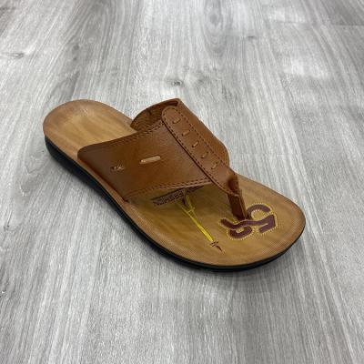 China Fashion trend men's summer corner slippers, brown hollow cut out men's slippers, cheap men's unique PU slippers for sale