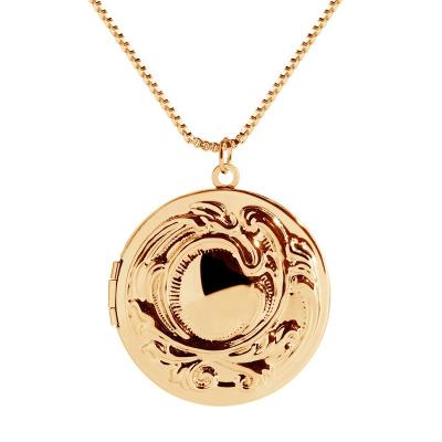 China Other Fashionable Polished Copper Rhinestones 18k Rose Gold Printed Commemorative Photo Necklace Pendant for sale