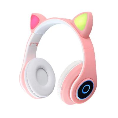 China New Fashion Stereo In-Ear Stereo Phone Earphone On-ear LED Wireless Headphones With Led Cat Ear for sale