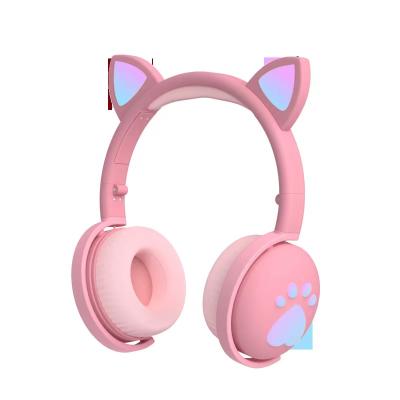 China In-ear LED earphone glowing wireless foldable earphone auriculares kids cat earphone for sale