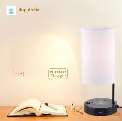 China Modern Design Fabric Lampshade Wireless Charger LED Table Lamp With USB Port Eye-friendly Desk Lamp for sale