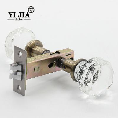 China Modern Home Cabinet Furniture Hardware Metal Lever Lock Door Handle for sale