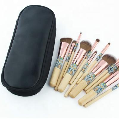 China Makeup Brush Set with Bag 2019 New Exotic 12pcs Personalized Makeup Brush Set for sale