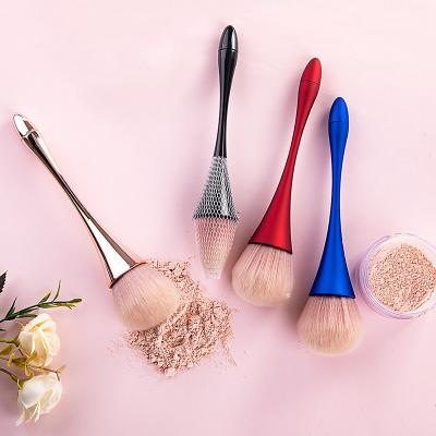 China Soft Silky Makeup Brush Set Professional Large Size Powder Blush Make Up Brush Set High Quality Face Makeup Tools for sale