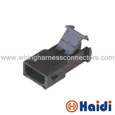 China VW 2 Pin Male PA66 GF30 Connector Power 12v Columnar/Cylindrical 893 971 992 for sale