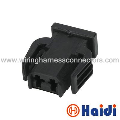 China VW 2,8 Pin STECKER 893971632 de los conectores 2 del alambre PA66 GF30 de la prenda impermeable de la hembra de la serie en venta