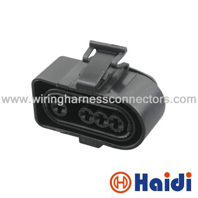 China Terminal Connector Wire Harness Plugs Simple Operation For Heavy Trucks 3A0 973 204 for sale