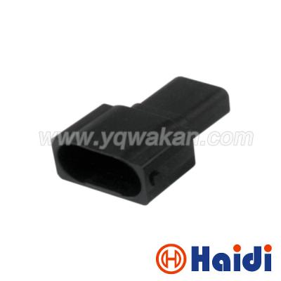 China Male Wire To Wire Connectors Automotive Electrical Wire Connectors HD083Y-0.6-11 for sale