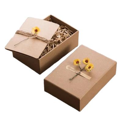 China Recyclable Hot Price Custom Logo Special Paper Gift Box for sale