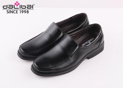 China Slip on microfiber upper restaurants leather dress shoes with 3cm heel for men workers for sale