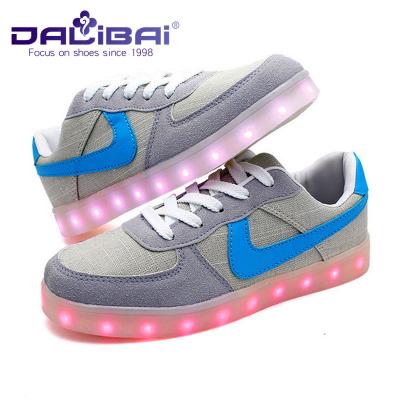 China Rechargable Unisex Grey Led Casual Shoes LED Light Canvas Sneaker for sale