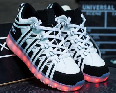 China Children Christmas gift colorful led design fashion boys sports running LED shoes for sale