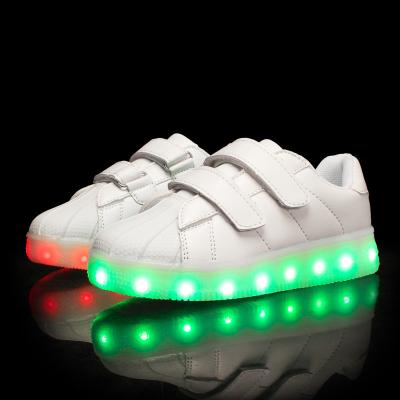 China new led shoes boys girls sports shoes led light up running shoes for sale