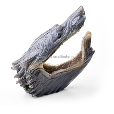 China Europe Exquisite Hand Carved Wolf Figurines Agate Amethyst Geode Carved Crystal Wolf Statue for sale