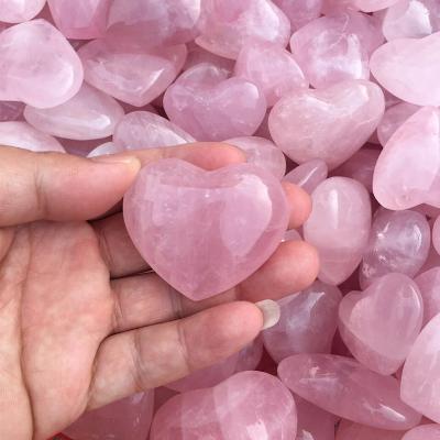 China Natural Gemstone Rose Quartz Crystals Hearts of Quartz China 40mm Large Healing Heart Shaped Crystals for Home Decor for sale