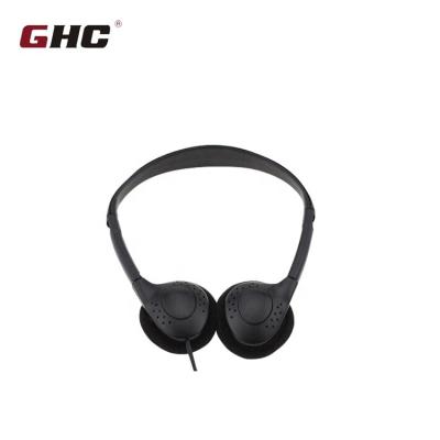 China 2019 Cheap Price In-Ear Airline Earphone Disposable Headphones for sale