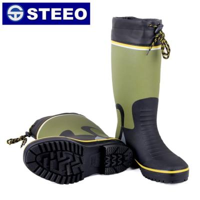 China Fashion Trend Standard Steel Toe Insole And Rubber Extracting Safety Industrial Rain Boots For Sale for sale