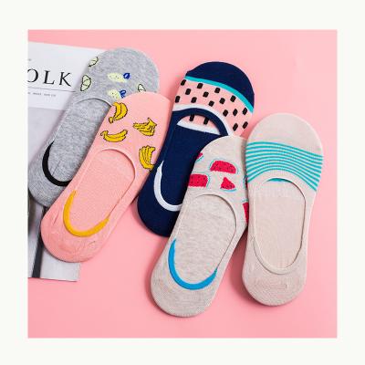 China Fashion Cartoon Cotton Flat Boat Women Sporty Cute Breathable Short Sock Girls Anti Slip Stockings Cut No Show Sock for sale