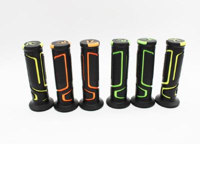 China Hot Selling Aluminum Alloy Motorcycle Accessories Universal 22mm Motorcycle Grip Grip For Yamaha Honda Handlebar for sale