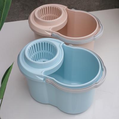 China Stocked Plastic Cleanning MOP Bucket A7064 Handle Style With Wheel Bucket for sale