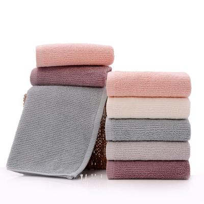 China 100% Cotton Disposable Thick Quick Dry Luxury Square Towel Multi Purpose Face Towel Custom for sale