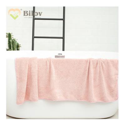 China Pineapple Grid Disposable Bath Towel Cotton Spa Bath Sheet Disposable 100% Customized Towel for sale