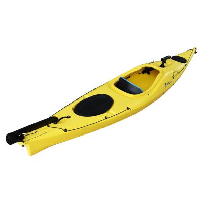 China Lay on Top Wholesale Customization Tied Back Seat Colorful Ocean Kayak Rotomolding for sale