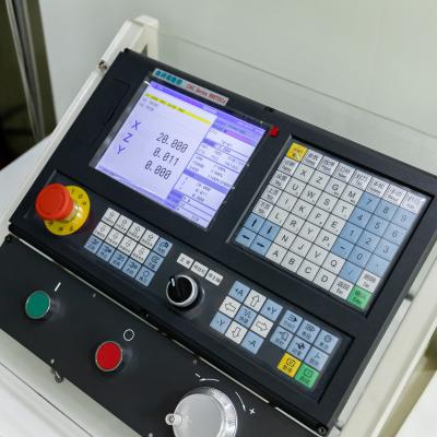 Cina absolute cnc remote controller lathe and cnc servo system for milling similar with hnc and fanuc in vendita