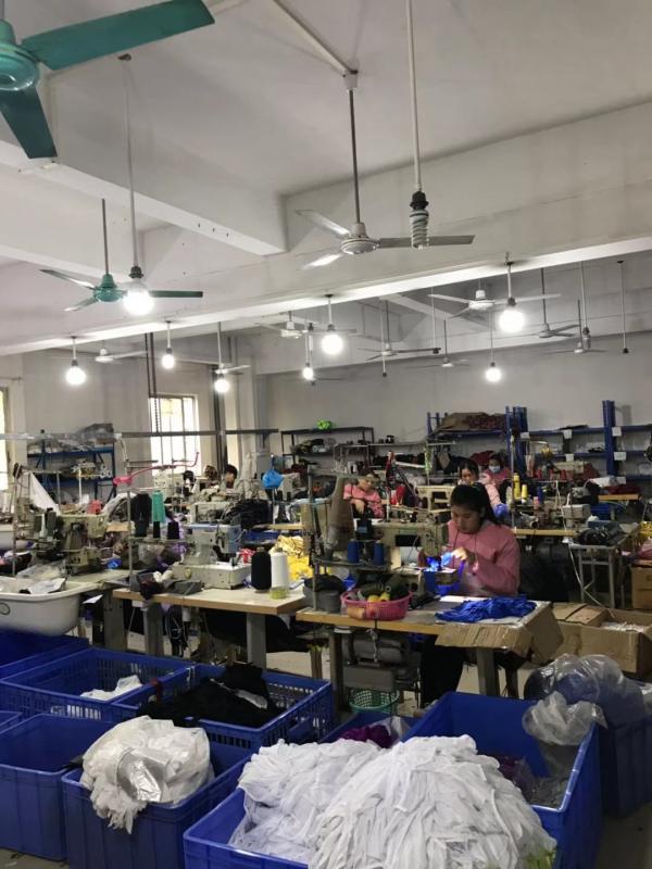 Verified China supplier - Zhongshan Xiaolan Hongyi Garment Factory