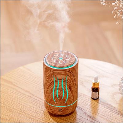 China New Mini 230ml Aromatherapy Machine Heavy Spray Essential Oil Aromatherapy Humidifier Small Aromatherapy Fog+Large Capacity +warm Aromatherapy Humidifier for sale