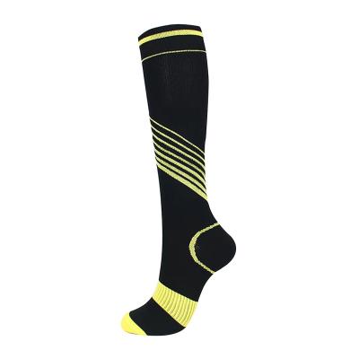 China Anti-Bacterial Amazon Top Compression Socks Supplier Custom Sport Graduated Compression Running Socks for sale