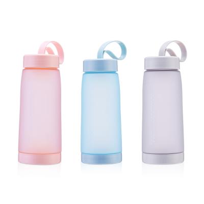 China Sustainable Leak Proof With Ring And Strap Silicone Single Carry Mode 500ml Frosted Drinking Water Bottle for sale