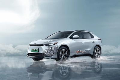 Cina 250 Miles Range Toyota SUV Auto elettrico 5 posti Pure Electric Toyota Bz 4X Car in vendita