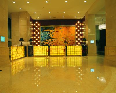 China Luxury 5 Star Hotel Lobby Marble Reception Desk Wooden Metal Frame for sale