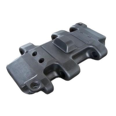 China Wear Resistant Machinery Parts Excavator Bucket Parts High Manganese Steel Track Plate Chassis Parts for sale