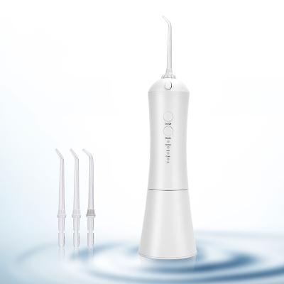 China IPX7 Waterproof 4 Modes and 6 Variable Nozzle Floss Portable Powerful Teeth Dental Flosser Travel Irrigator Professional Oral Cordless Bag Water Dental Cleaner for sale