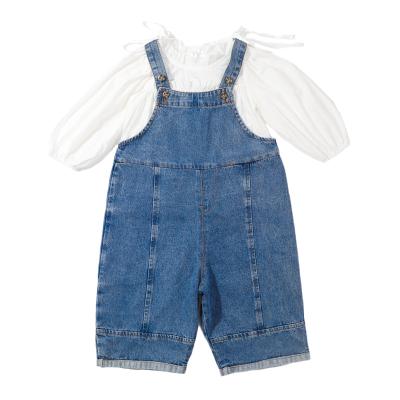 China Simple Design Denim Soft Shell Fabric Casual Lovely Denim Suspender Suit For Girl Kids for sale